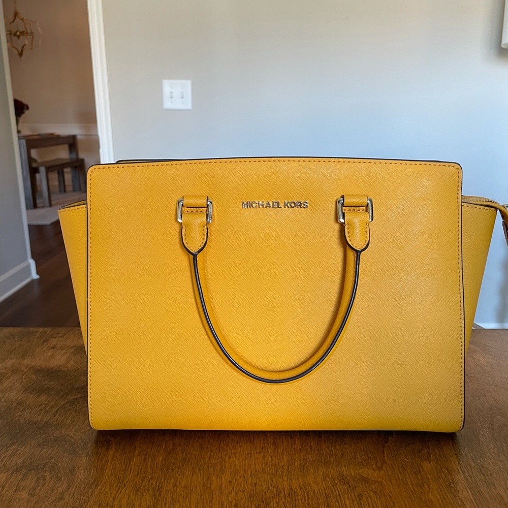 Michael Kors Bag